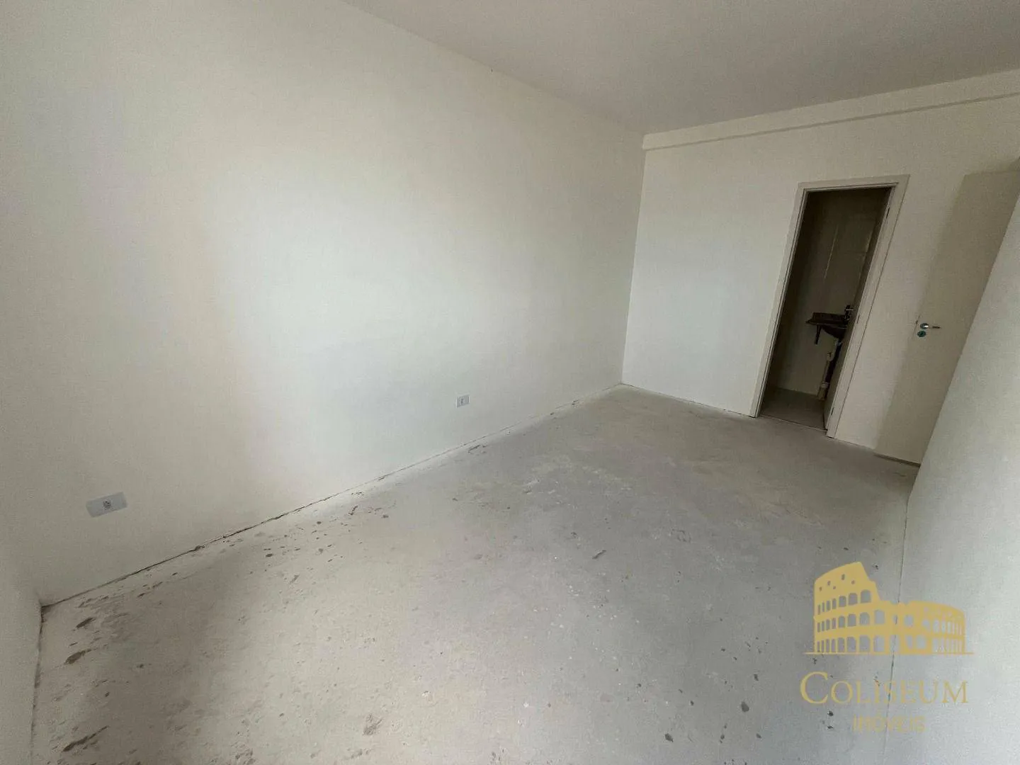 Imagem Apartamento com 2 dormitórios à venda, 75 m² por R$ 425.000,00 - Vila Dinópolis - Mongaguá/SP