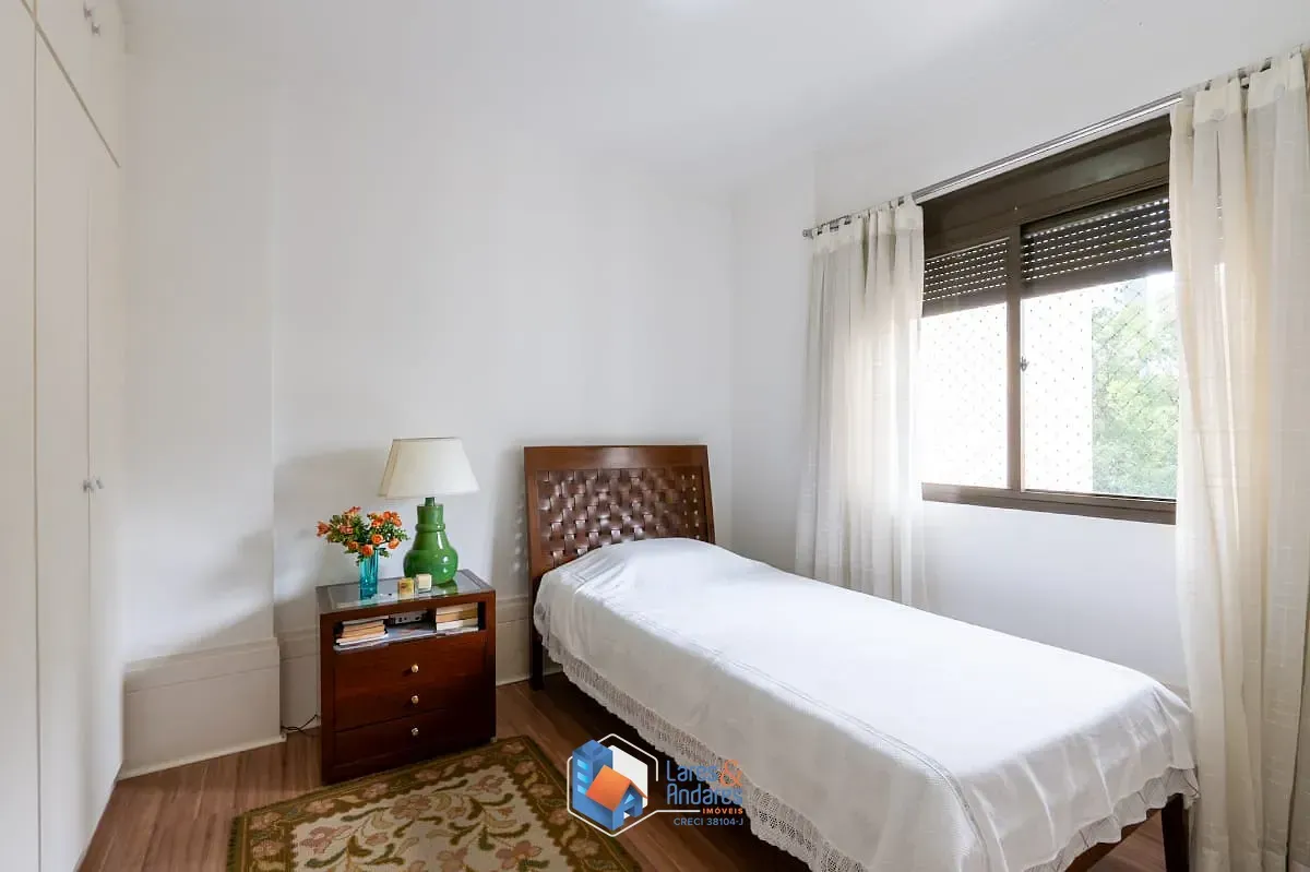 Imagem Apartamento para venda em Vila Andrade com 4 quartos, sendo 2 suítes, 200m²