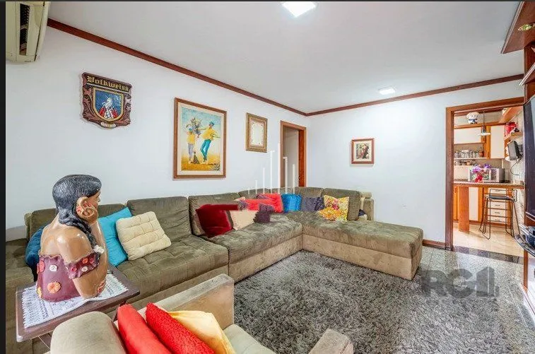 Imagem Apartamento 4 dormitórios, suite, de frente com sacada, 3 vagas de garagem, bai