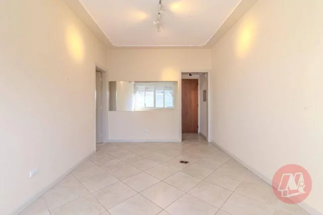 Imagem No Menino Deus 102 m², 2 dormitórios com sacada. e todo mobiliado.