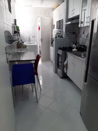 Imagem Apartamento no Condomínio Solares - 2 quartos, 61m², 3º andar - Consulte agora!
