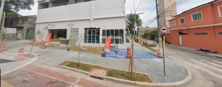 Foto do imóvel Loja com 105m² para locação no bairro de Mirandópolis.