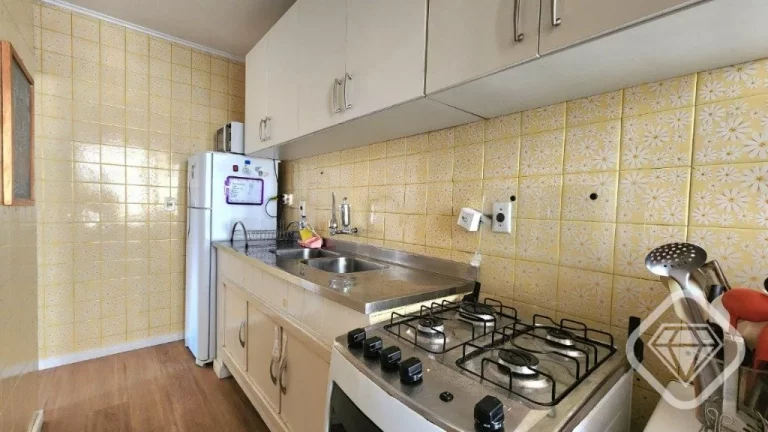 Imagem Apartamento no Centro Histórico com Sacada e Andar Alto

Brilhante Imóveis apresenta este ótimo a...