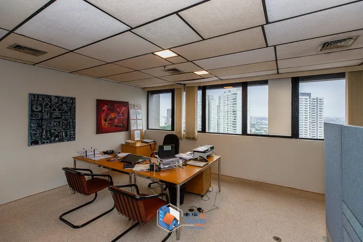 Imagem Conjunto comercial para venda em Santo Amaro, 120m²