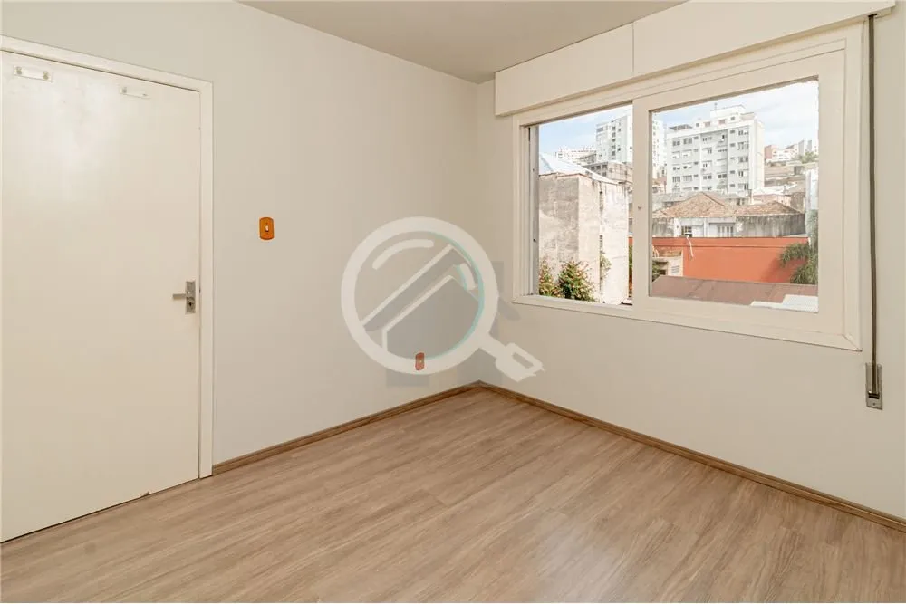 Imagem Oportunidade de Investimento. ] Apartamento localizado no número 129, na Cidade Baixa, Porto Alegre...