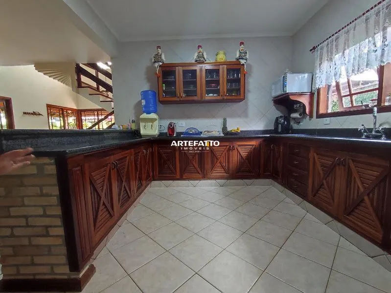 Imagem Casa à venda em Ubatuba, Praia Grande, com 5 quartos, 213m2