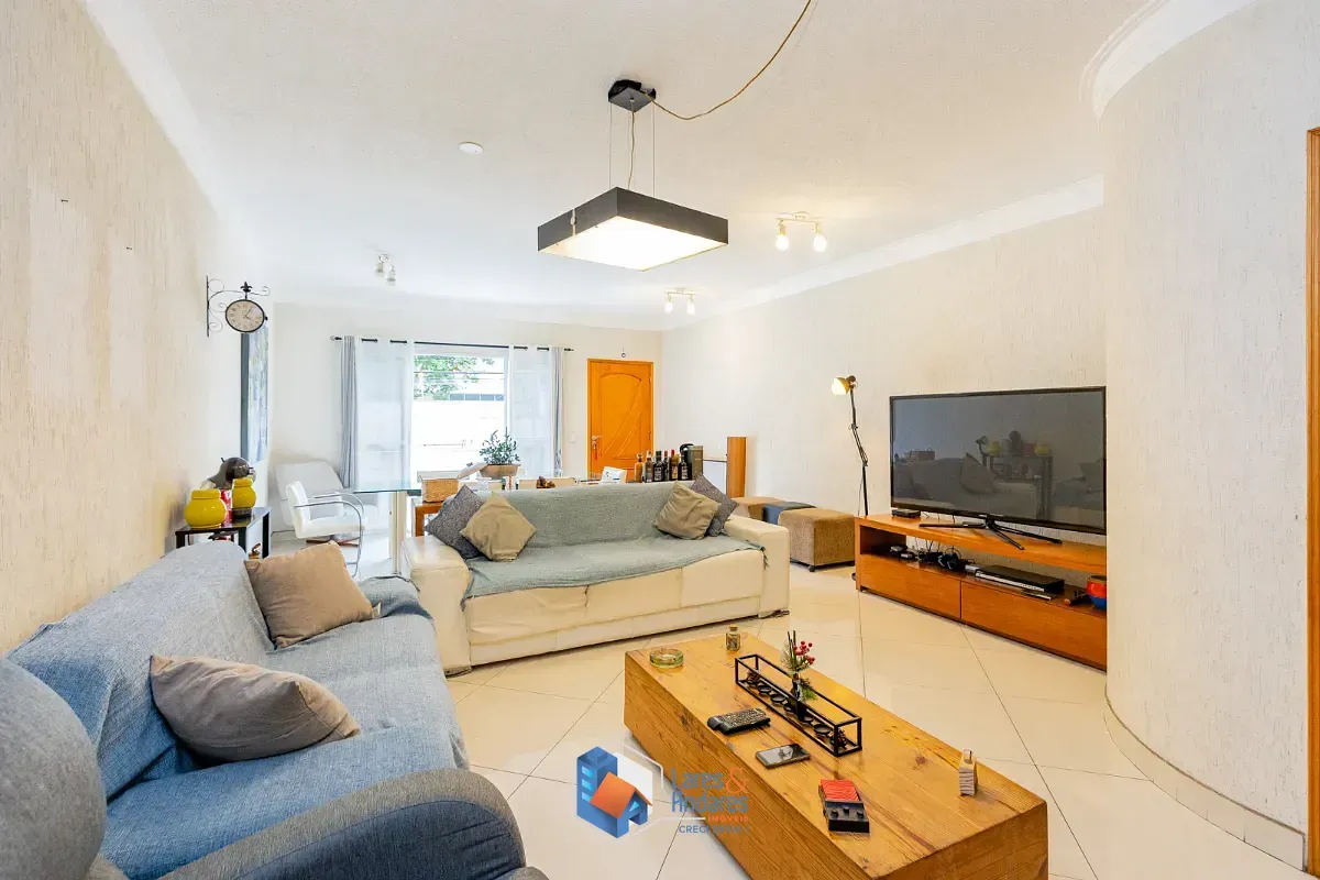 Imagem Casa para venda em Mirandópolis com 4 quartos, sendo 2 suítes, 214m²