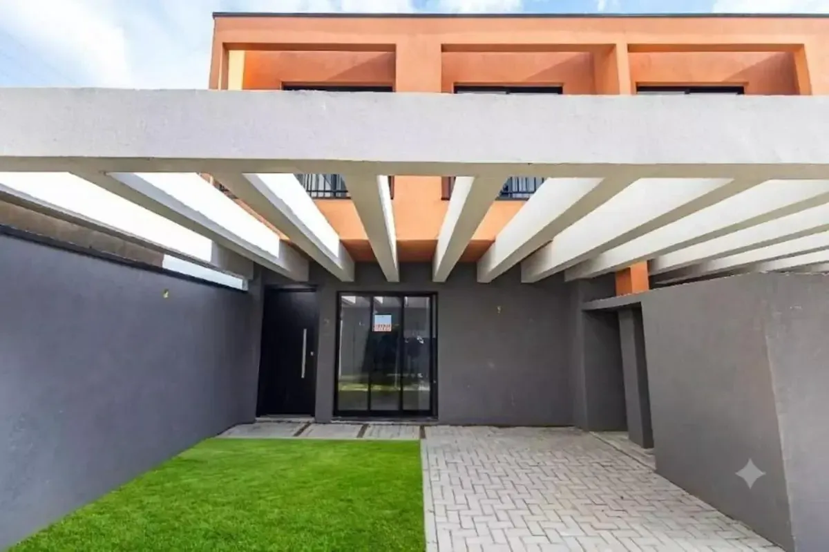 Imagem Sobrado com 3 Quartos à Venda, 130 m² em Pilarzinho - Curitiba