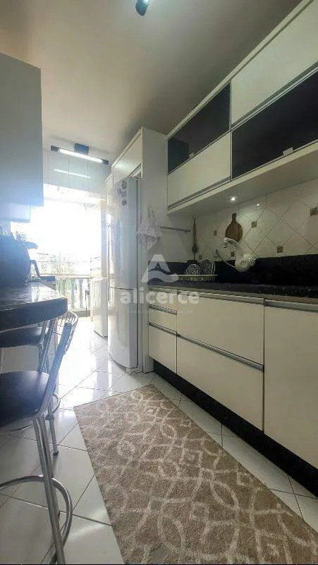 Imagem Apartamento 3 dormitórios com suíte no Kobrasol