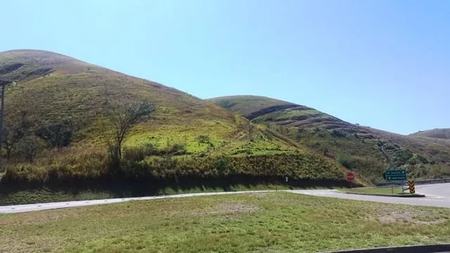 Imagem Chácara à venda Zona Rural, Lavrinhas - SP