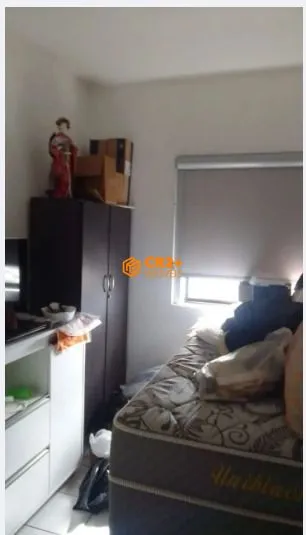 Imagem VENDO APARTAMENTO NA MADALENA 3 QTOS REFORMADOS.