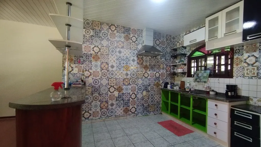 Imagem Casa em Condomínio para Venda em Teresópolis / RJ no bairro Três Córregos