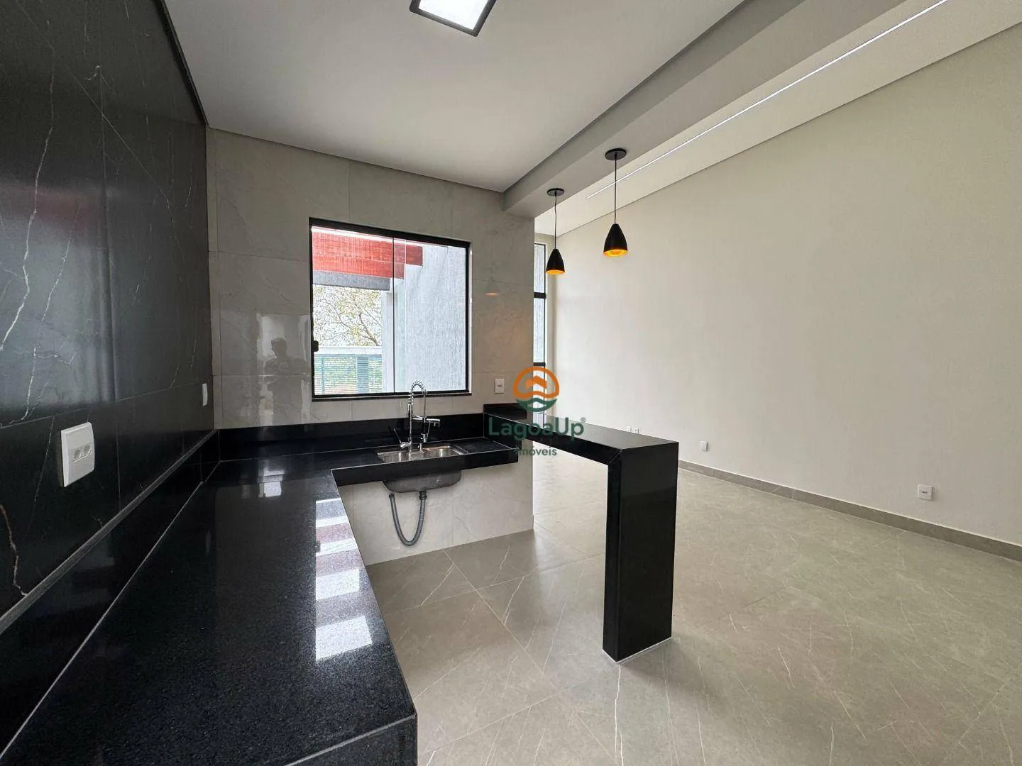 Imagem Casa com 3 dormitórios à venda, 96 m² por R$ 730.000,00 - Jardim Imperial - Lagoa Santa/MG