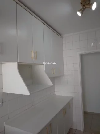 Imagem Apartamento à venda na Vila Andrade com 2 quartos, 2 salas, 1 banheiro, 1 vaga.