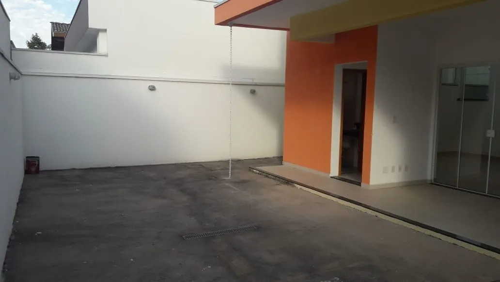 Imagem Casa à venda 3 Quartos, 1 Suite, 4 Vagas, 258M², Campo Alegre, Pindamonhangaba - SP | Condomínio Moema Ville