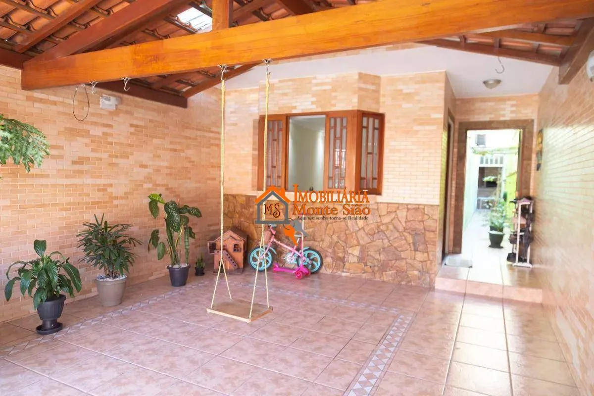 Imagem Casa com 3 dormitórios à venda, 202 m² por R$ 800.000,00 - Vila Augusta - Guarulhos/SP