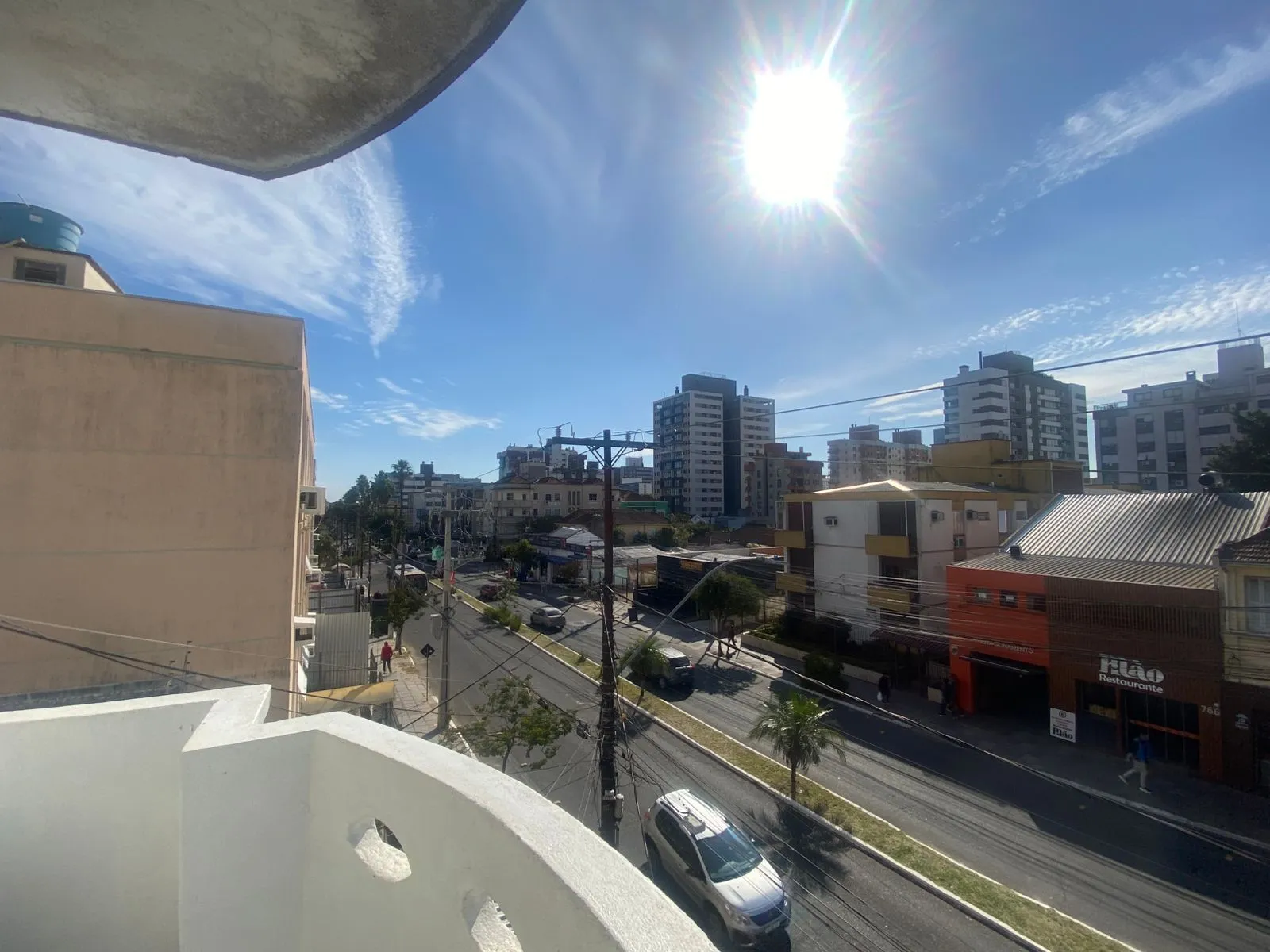 Imagem Apartamento 3 dormitórios 2 banheiros e sacada Menino Deus