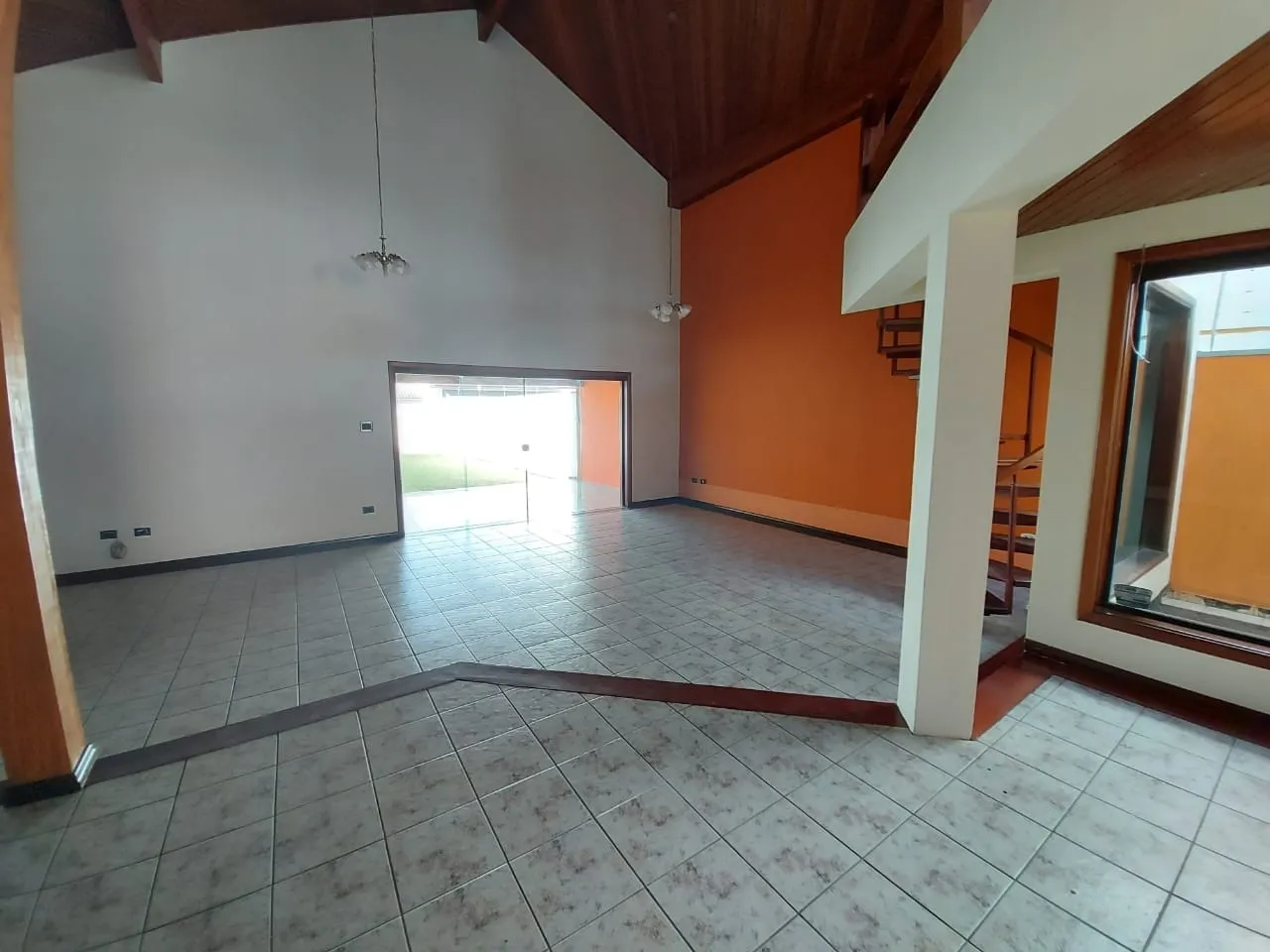 Imagem Casa à venda 3 Quartos, 1 Suite, 6 Vagas, 570M², Jardim das Nações, Taubaté - SP