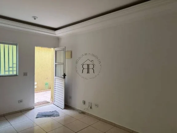 Imagem Venha morar nessa incrível casa com 2 quartos, perfeita para você e sua família! Com uma ampla sa...