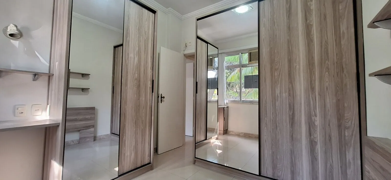 Imagem Apartamento reformado à venda na Rua Marquês de Olinda