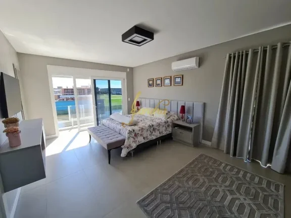 Imagem Sobrado finamente mobiliado e decorado beira de lago