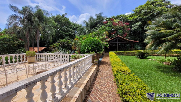 Imagem Casa com 7 Quartos à Venda, 610 m² em Vila Maria Regina - Juatuba