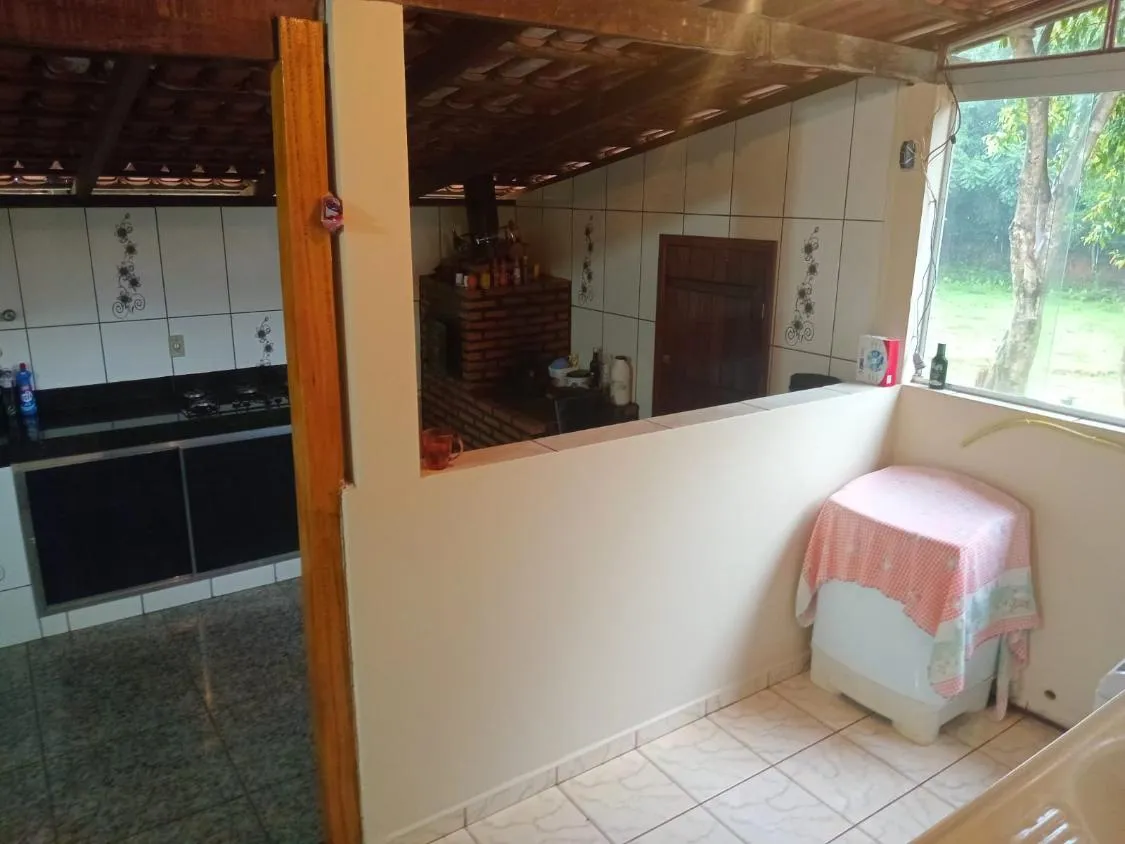 Imagem Vendo um belíssimo sítio em Crucilândia/MG, com 15.000 m² de terreno