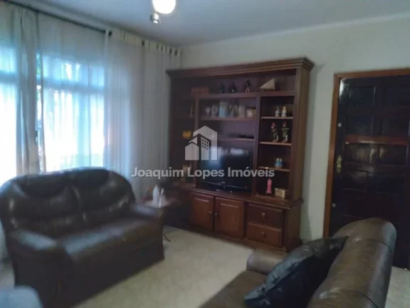 Imagem Sobrado 4 Dorms (1S) e 6 Vagas! Prox. ao centro de Guarulhos