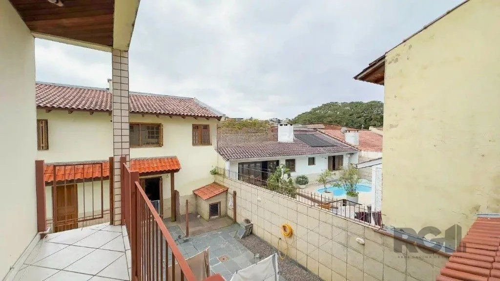 Imagem Casa com 4 quartos no bairro nonoai