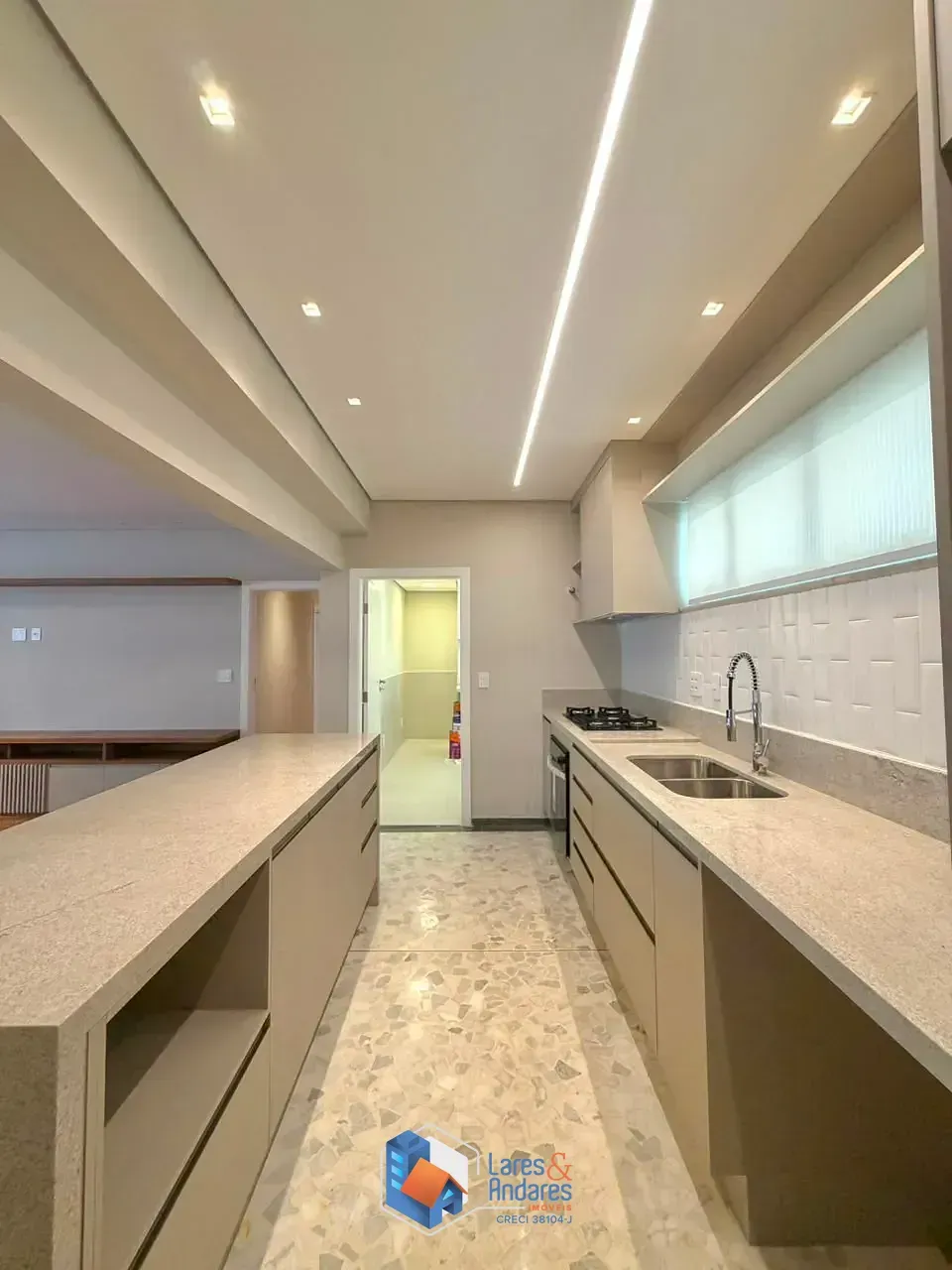 Imagem Apartamento para venda em Pinheiros com 3 quartos, sendo 1 suíte, 143m²