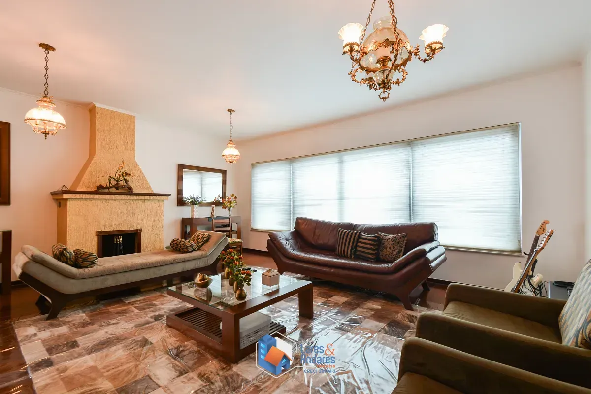 Imagem Casa para venda em Bosque da Saúde com 3 quartos, sendo 1 suíte, 349m²