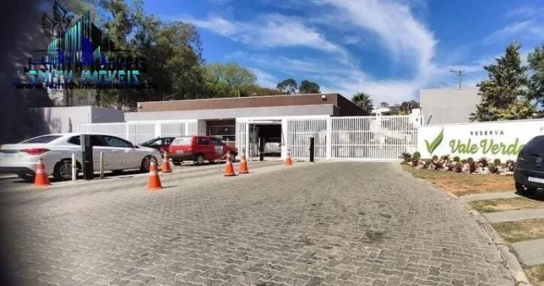 Imagem CASA COM PROJETO ARROJADO, TÉRREA ASSOBRADADA, EM CONDOMÍNIO FECHADO.