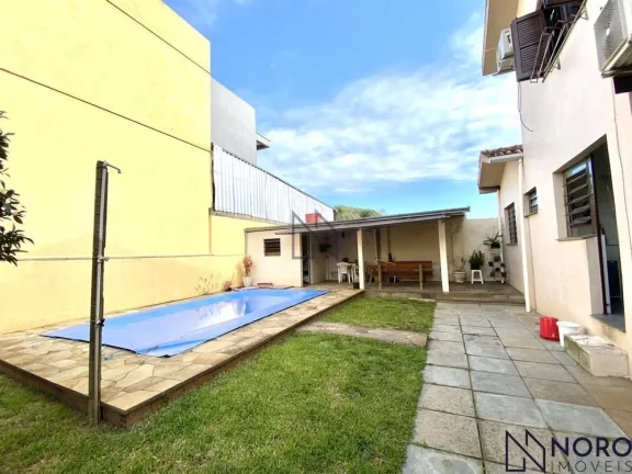 Imagem Casa à venda 4 dormitórios, 1 suíte, no Bairro Medianeira