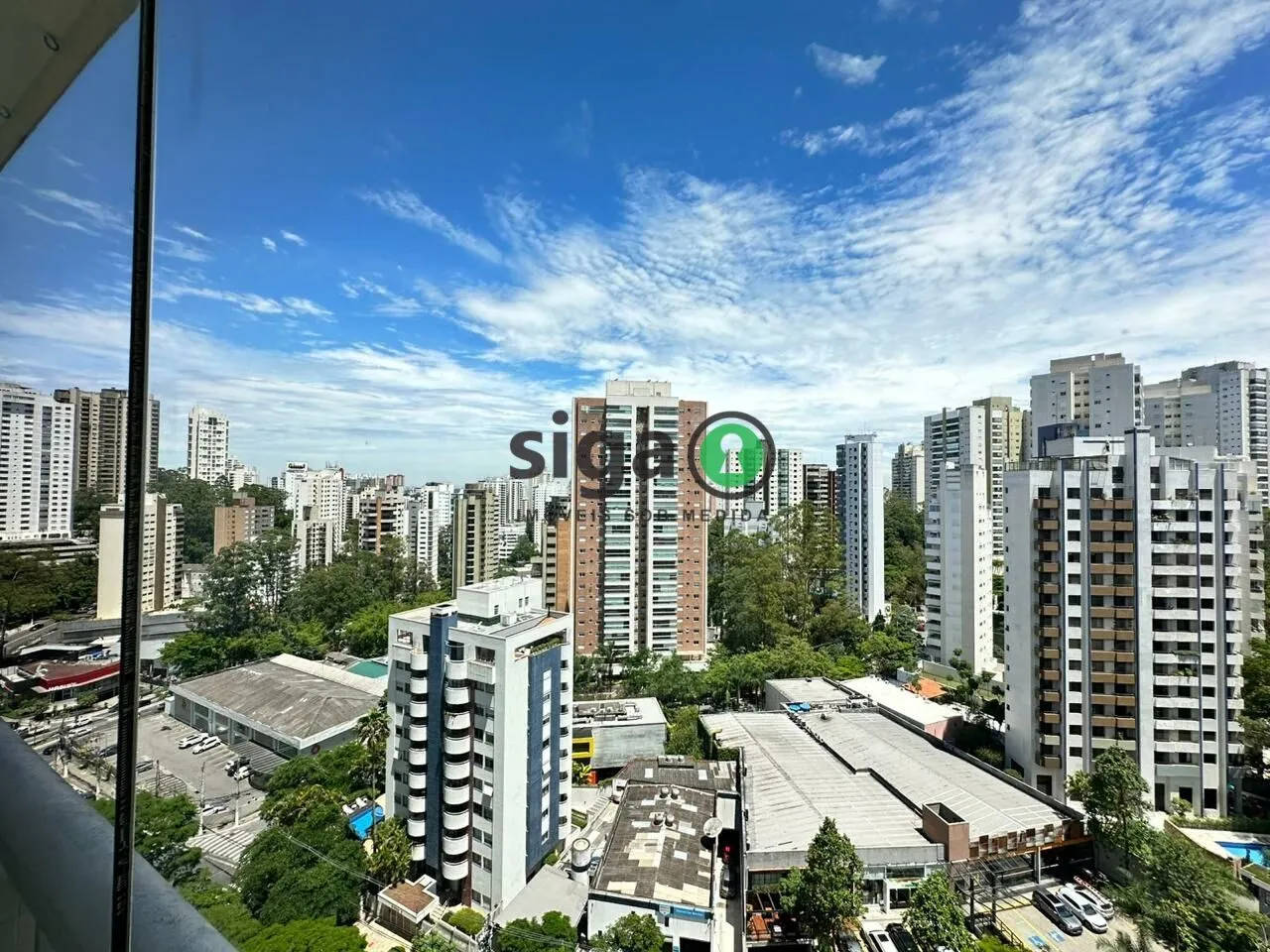 Imagem Apartamento à venda com 3 dormitórios, 2 vagas de garagem, 128m2 na Vila Andrade
