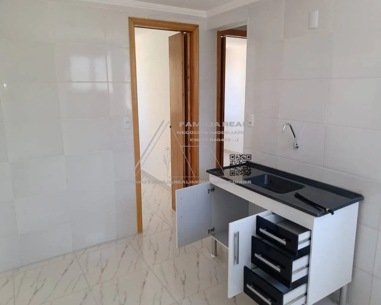Imagem APARTAMENTO COM 2 DORMS, 1 VG COM PORTA DE AÇO, PARA VENDA NA COHAB II