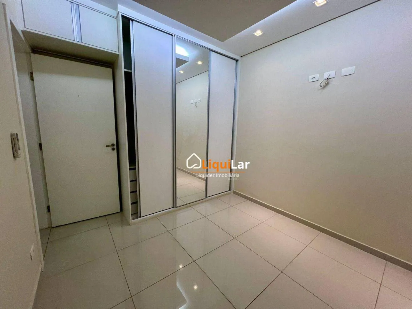 Imagem Casa à venda no bairro Coronel Antonino, uma oportunidade única (com piscina e varanda gourmet)