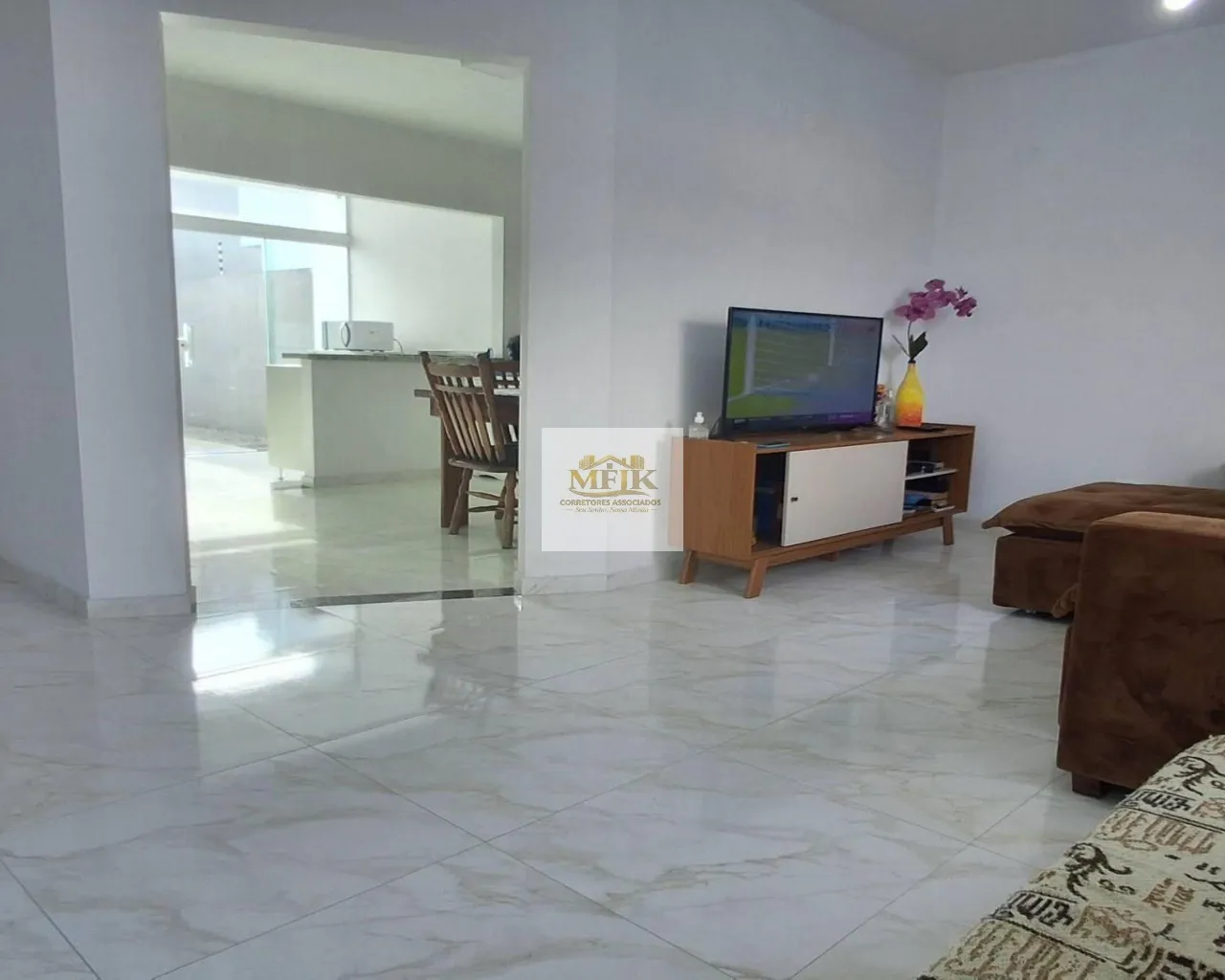 Imagem Casa com 94m² e 3 quartos à venda em Pontal do Sul