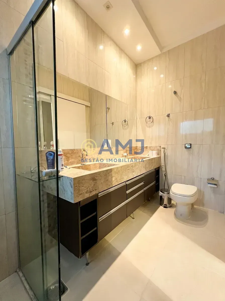 Imagem CHÁCARA DE ALTO PADRÃO À VENDA NO TERRA DO BOI | 5 QUARTOS | 2.287 M² | ACEITA FINANCIAMENTO