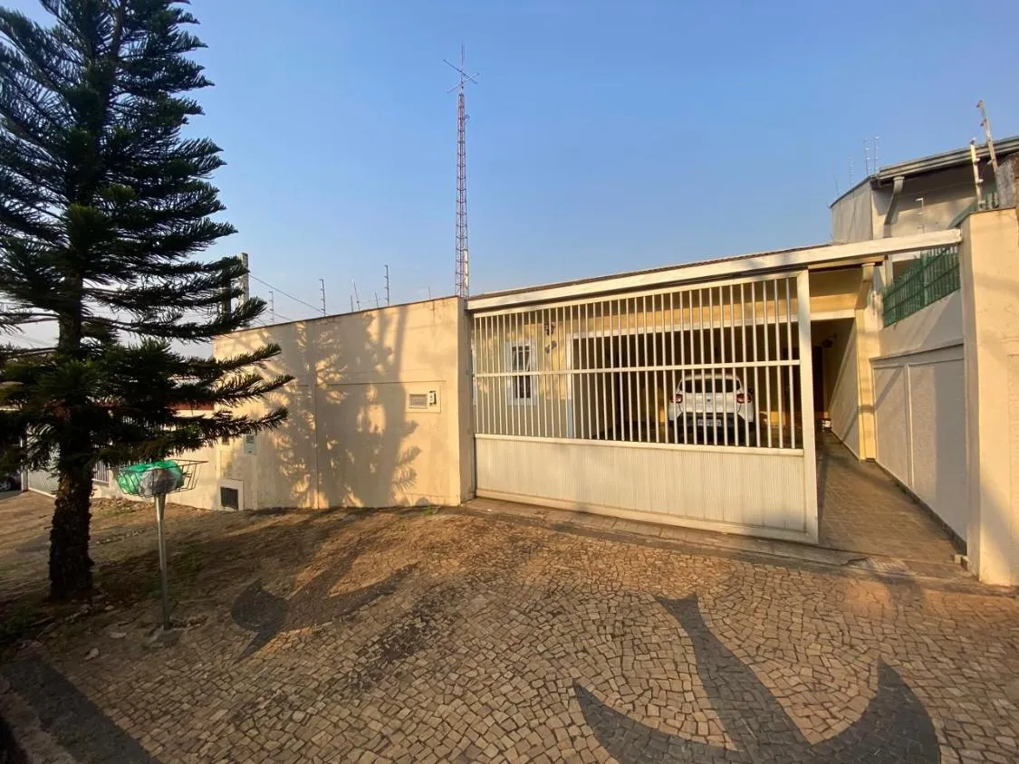 Foto do imóvel Excelente oportunidade no Parque São Quirino! Casa Térrea com Localização Privilegiada para VENDA e ou PERMUTA em rua professor nicolau marchini