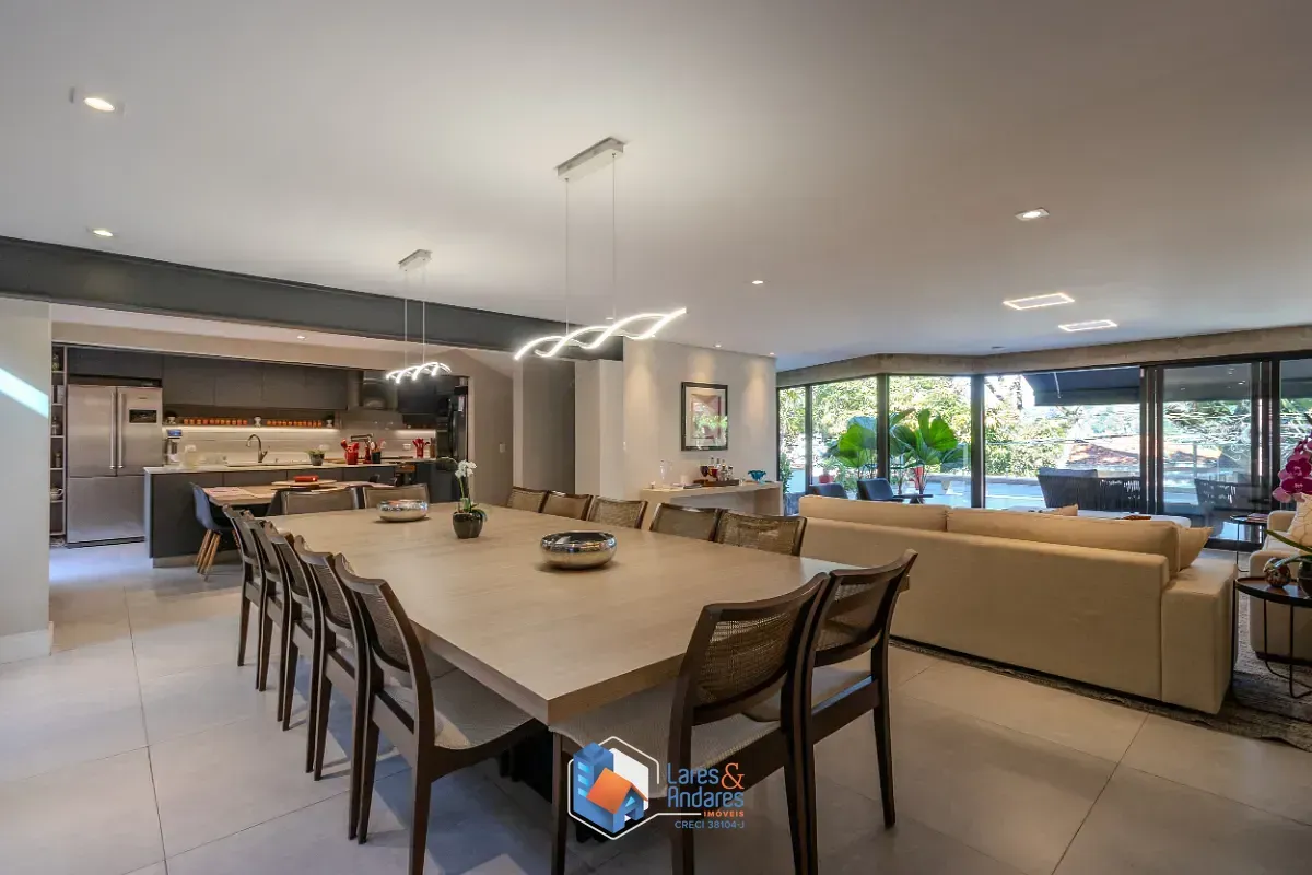 Imagem Casa para venda em Brooklin Paulista com 3 quartos, sendo 3 suítes, 383m²