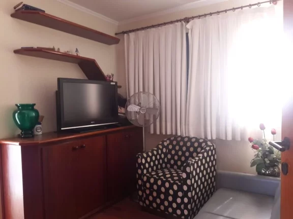Imagem AP 2623 - Área útil: 138,61 m² - muito bem localizado, no Centro da cidade. Distribuído em uma e...