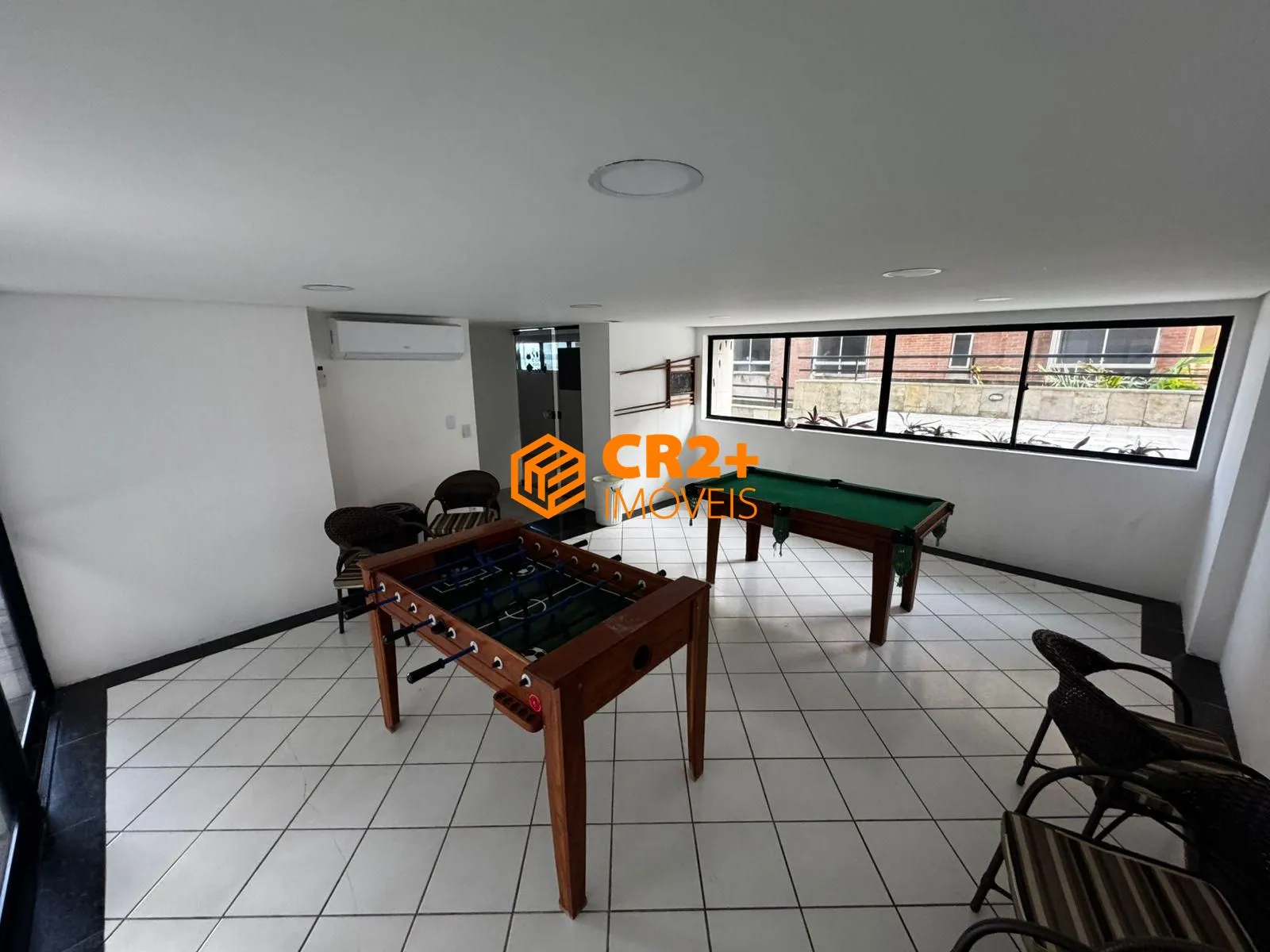 Imagem VENDO APARTAMENTO À BEIRA-MAR NA AVENIDA BOA VIAGEM - RECIFE 150m² -3 suítes