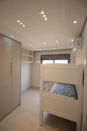 Imagem Apartamento para locação em São Paulo-SP, Mirandópolis: 2 quartos, 2 suítes, 1 sala, 3 banheiros, 1 vaga, 74m². Venha conhecer!