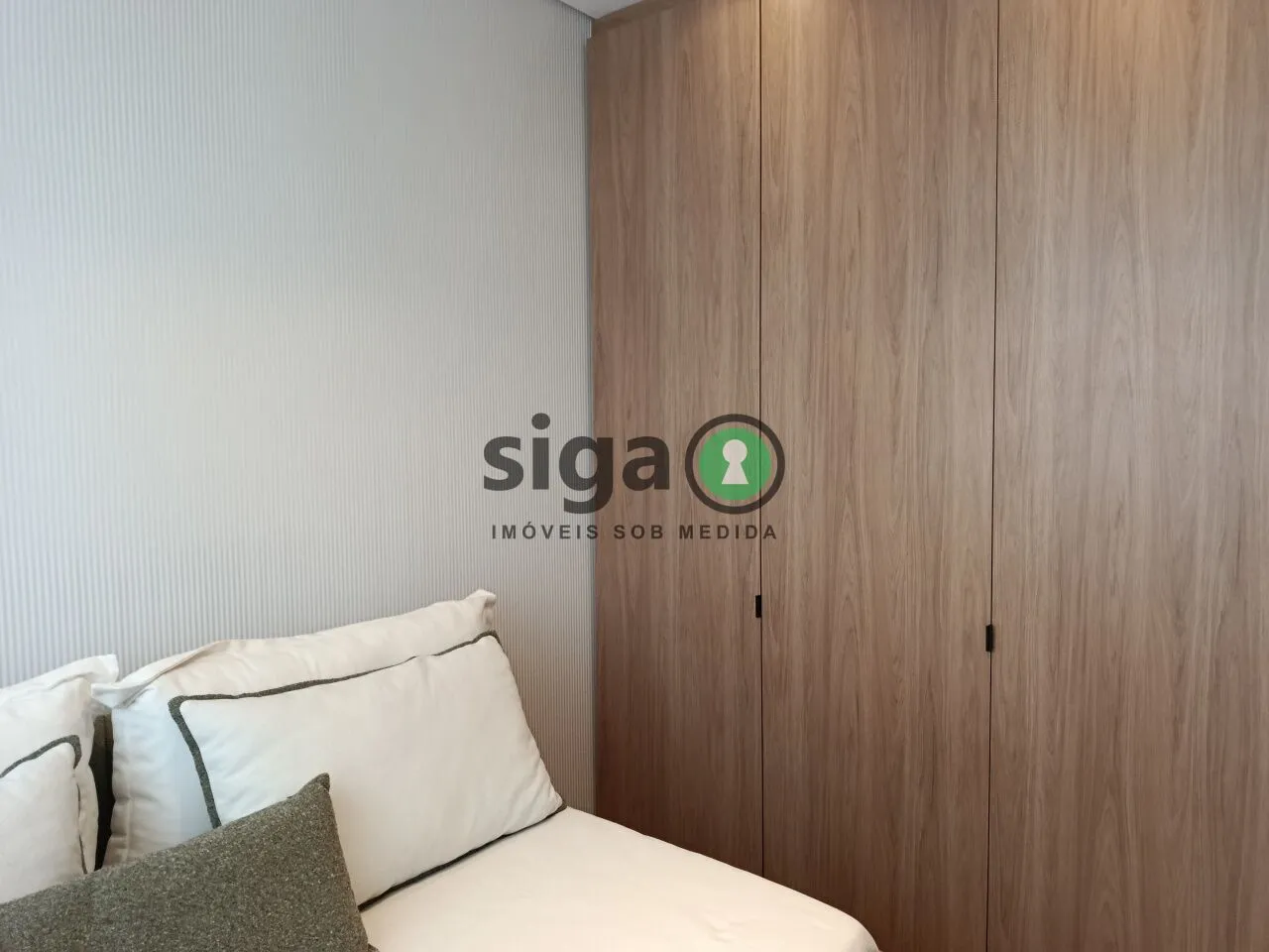 Imagem Apartamento de Alto Padrão à Venda no Itaim Bibi, Rua Macurapé, 43, 135 m², 2 Suítes, 2 Vagas