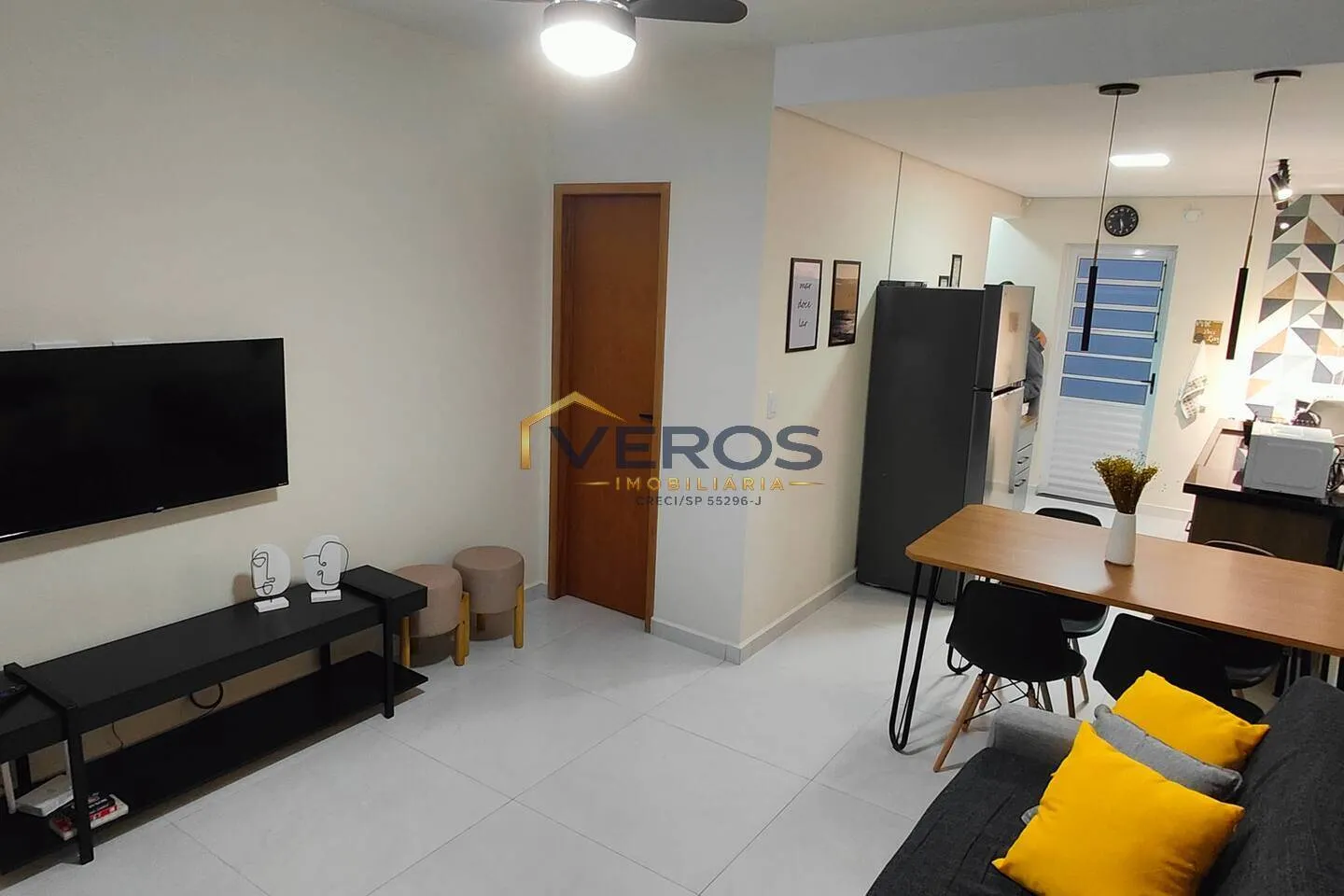 Imagem Sobrado à Venda com 2 quartos no Pontal Santa Marina - Caraguatatuba/SP