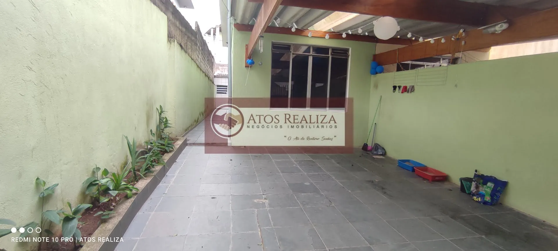 Imagem Sobrado de 140m² com 3 dormitórios e 2 banheiros à venda em Jardim Beatriz - São Paulo por R$450.000