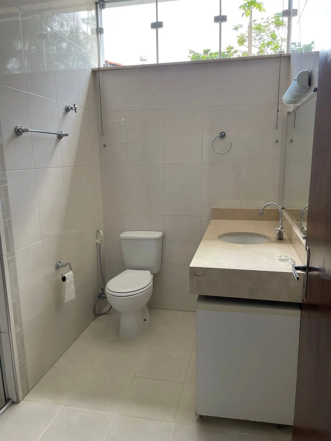 Imagem Casa à venda 3 Quartos, 1 Suite, 2 Vagas, 406.4M², Centro, Pindamonhangaba - SP