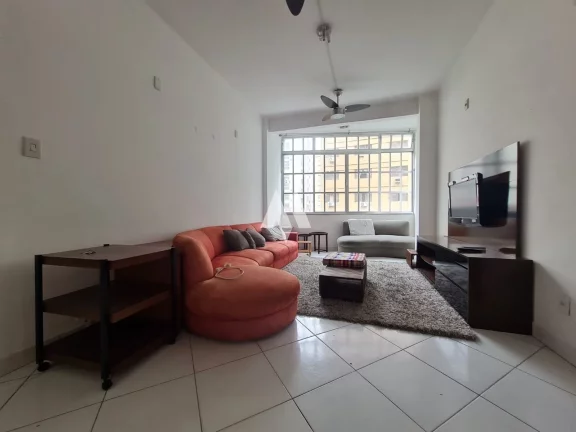 Imagem Apartamento 02 dormitórios -vaga demarcada - Quadra da Praia do Boqueirão/Santos