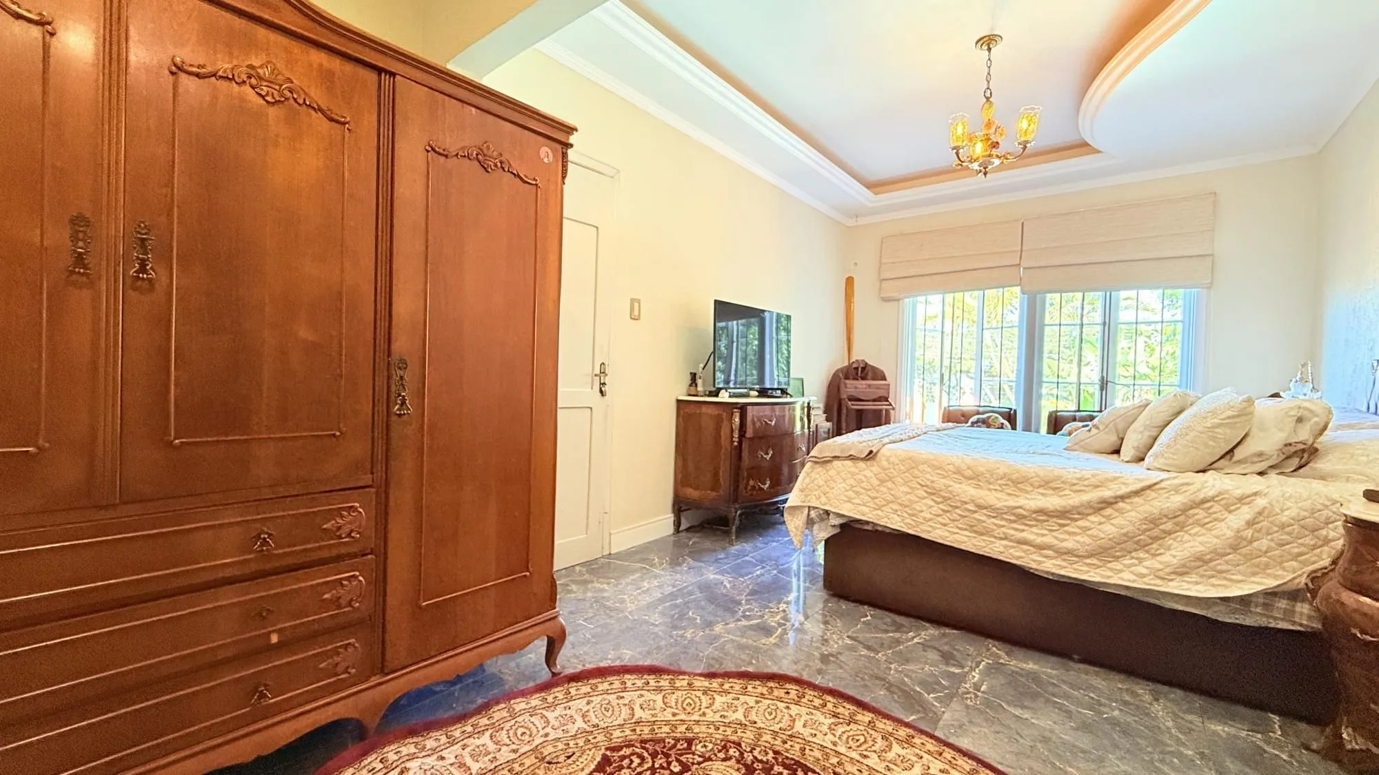 Imagem Casa Residencial 3 dormitórios com Piscina na Vila Assunção em Porto Alegre RS