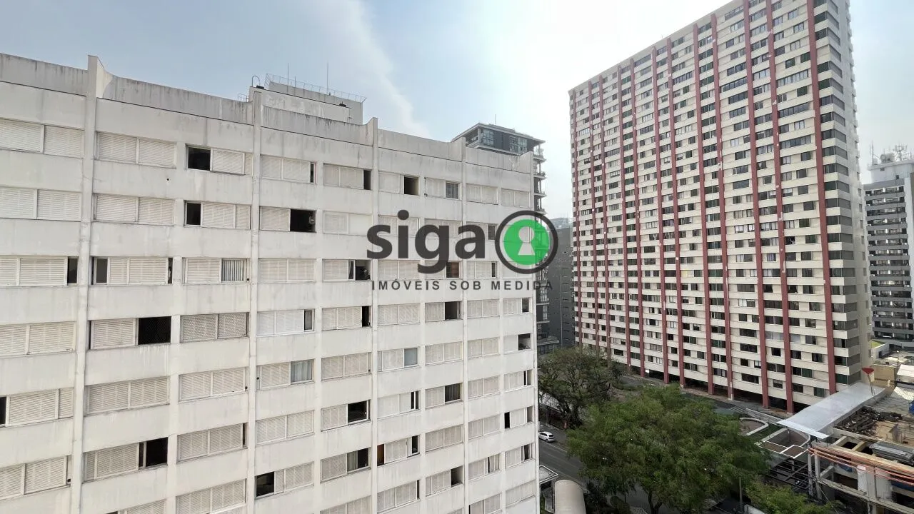 Imagem Flat à venda no Jardins com vaga , reformado e mobiliado .